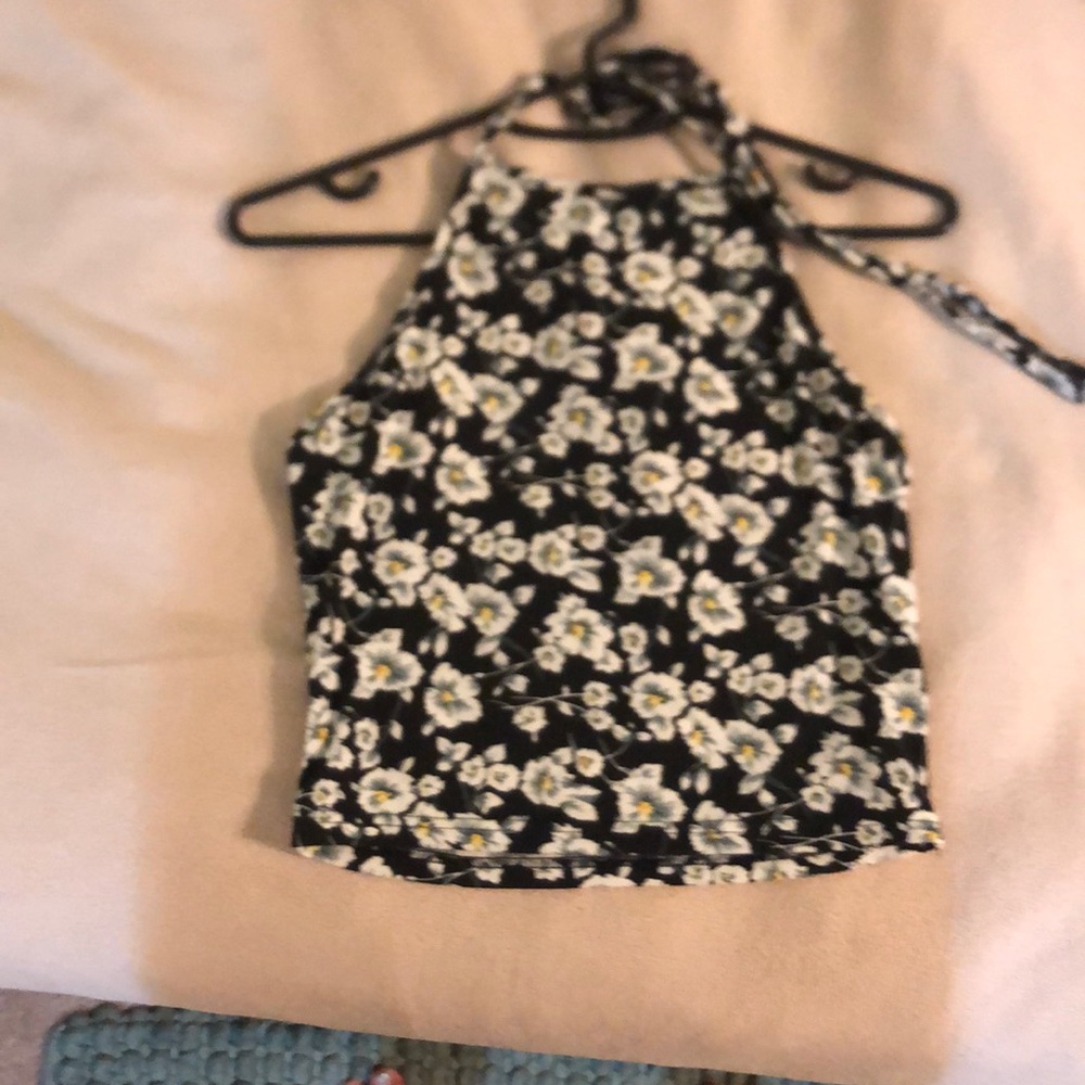 Cropped tie halter top